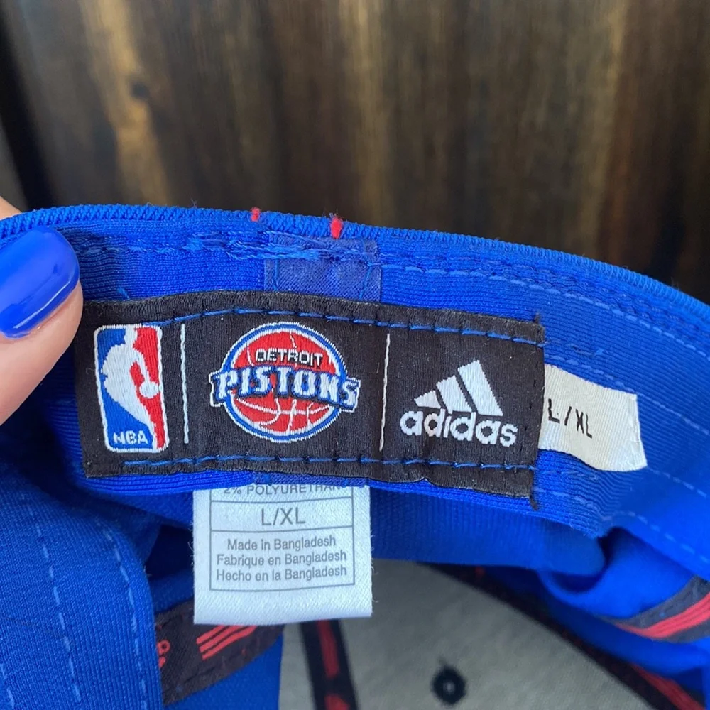 Adidas NBA Detroit Pistons Large/XL Embroidered Hat - Picture 7 of 8